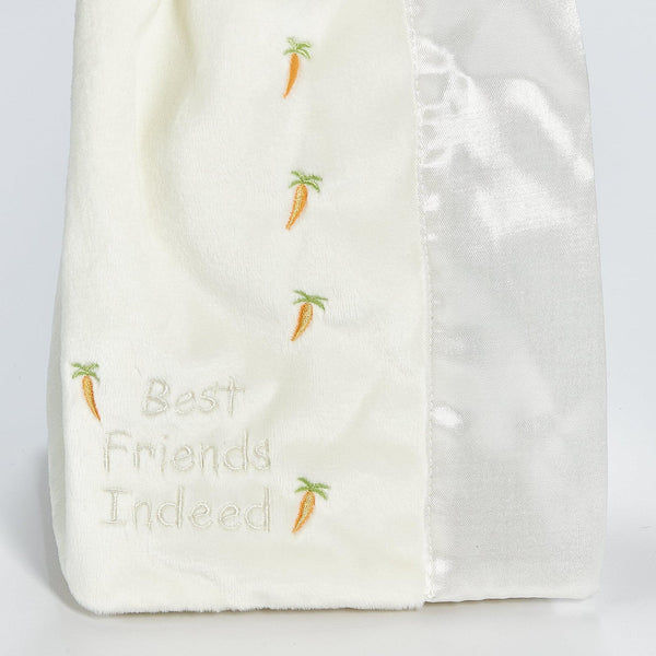 Close Up Carrot & text embroidery