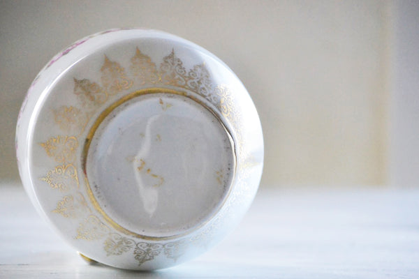 Base view of Vintage China Jug