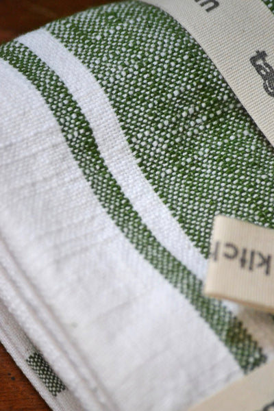 Close up of Tag Ltg Foliage Green Flour Sack Chambray Slub Weave Kitchen Towel Set