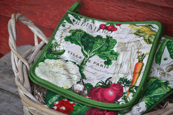 Michel Design Works From My Garden Potholder decorated with vegetables